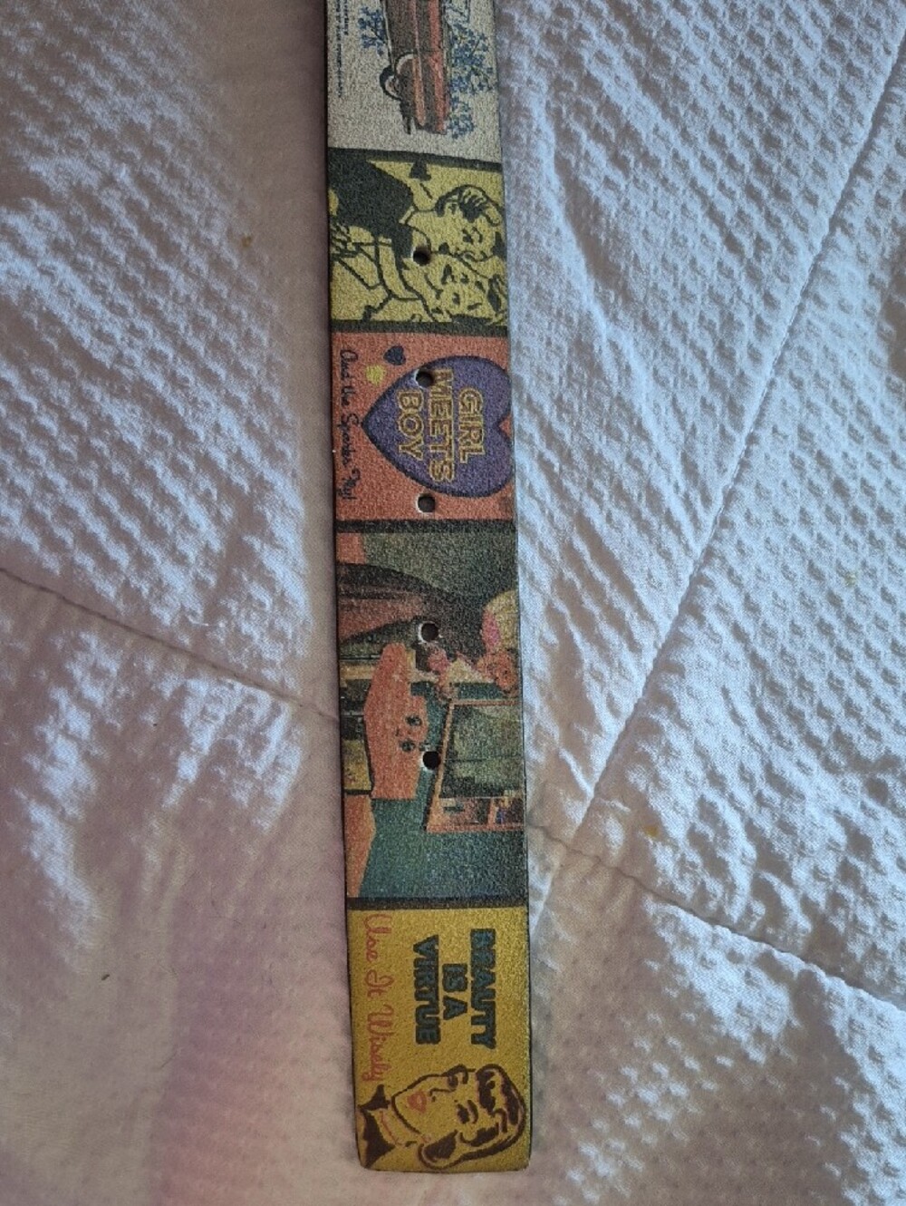 Vintage Graphic Yellow Print Leather Belt - Unbranded - Picture 6 of 7